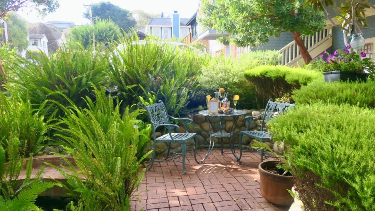 The Old St Angela Inn Pacific Grove Exterior photo